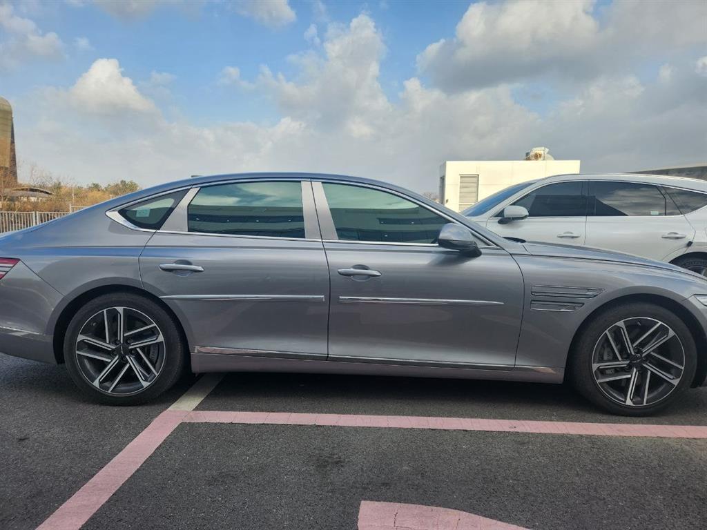 제네시스 뉴 G80 가솔린 2.5 AWD 기본형 - 이미지 3