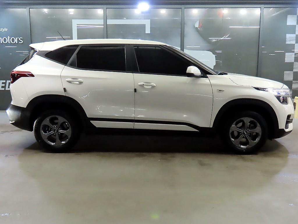 기아 셀토스 1.6 디젤 2WD 트렌디 - 이미지 11