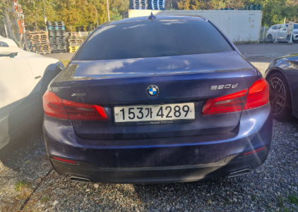 BMW 5시리즈(7세대) 520d xDrive M스포츠팩 플러스 - 이미지 2