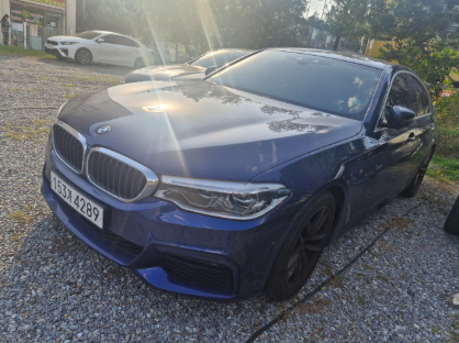 BMW 5시리즈(7세대) 520d xDrive M스포츠팩 플러스