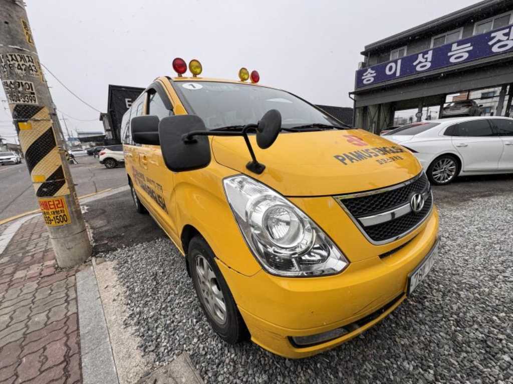 현대 그랜드스타렉스 어린이보호차 15인승 - 이미지 6