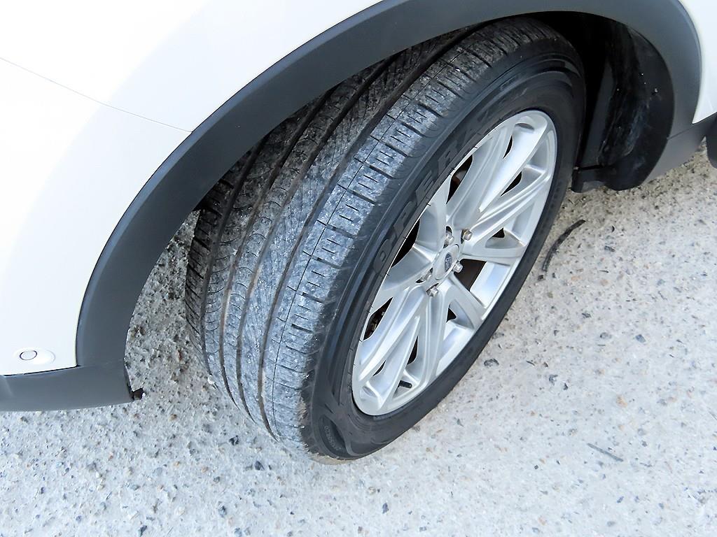 포드 익스플로러(5세대) 2.3 AWD 리미티드 - 이미지 18