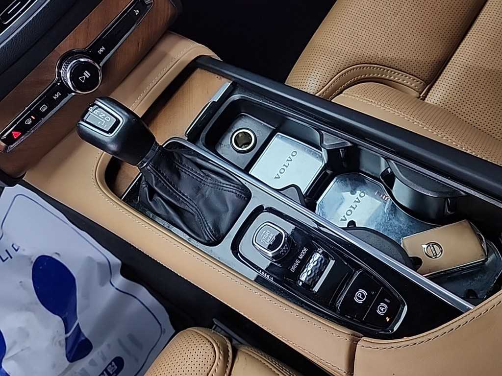 볼보 XC90(2세대) T6 AWD 인스크립션 - 이미지 3