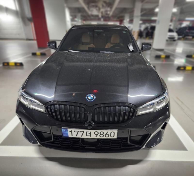 BMW 3시리즈(7세대) 330e M 스포츠 팩 - 이미지 12