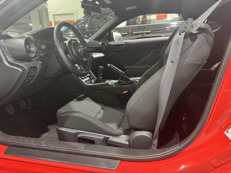 토요타 GR86 2.4 스탠다드 - 이미지 9