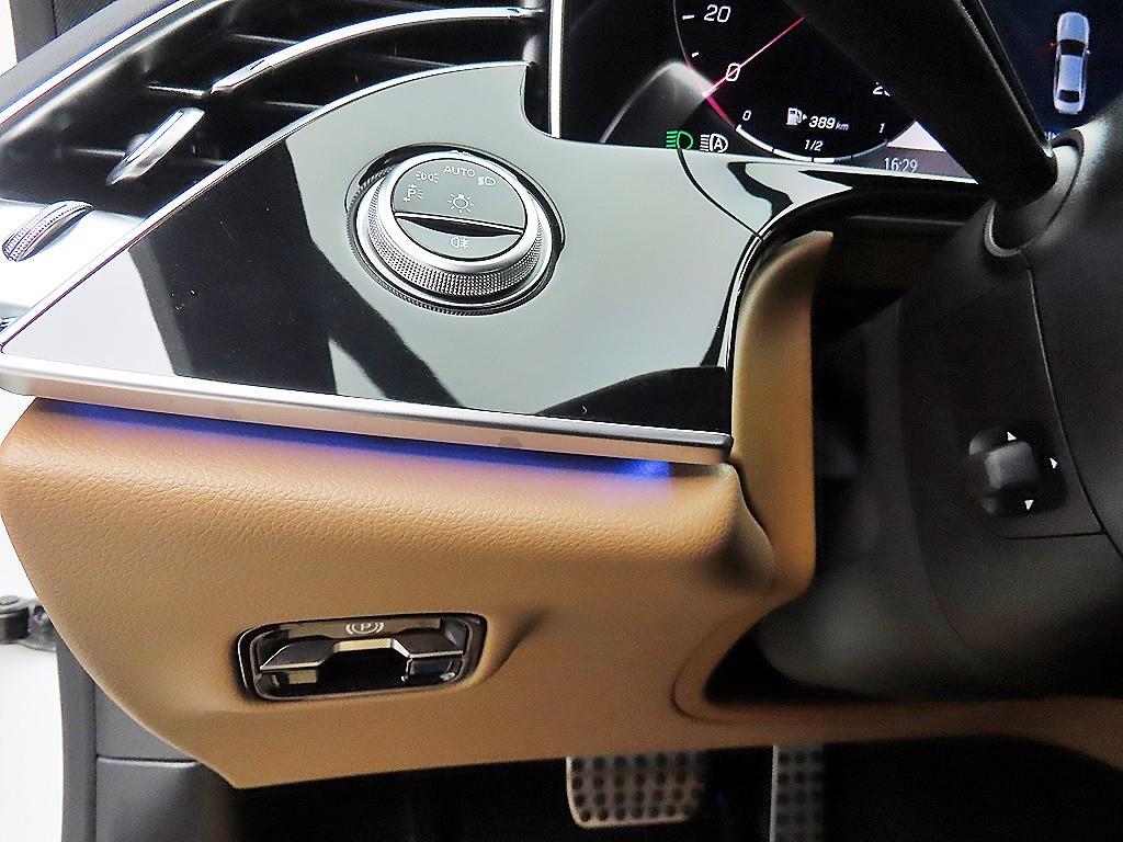 벤츠 E클래스(6세대) E300 4매틱 AMG 라인 - 이미지 15