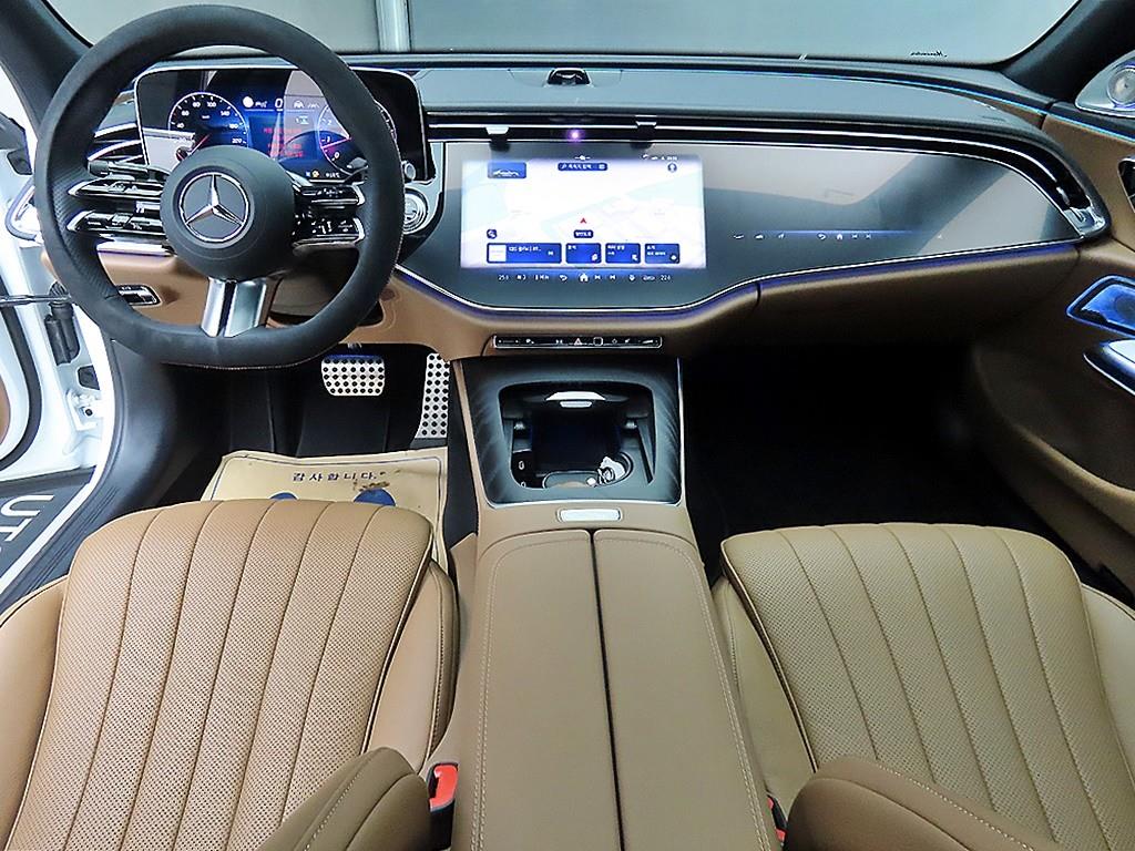 벤츠 E클래스(6세대) E300 4매틱 AMG 라인 - 이미지 13