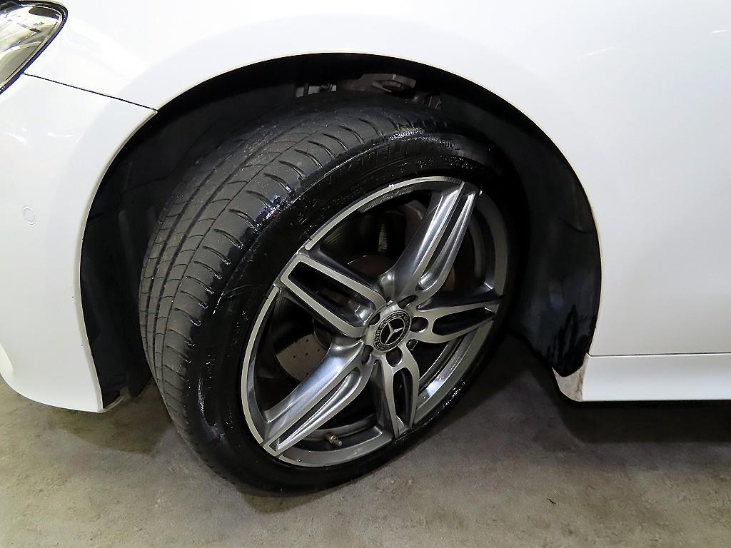 벤츠 E클래스(5세대) 쿠페 E220d - 이미지 8