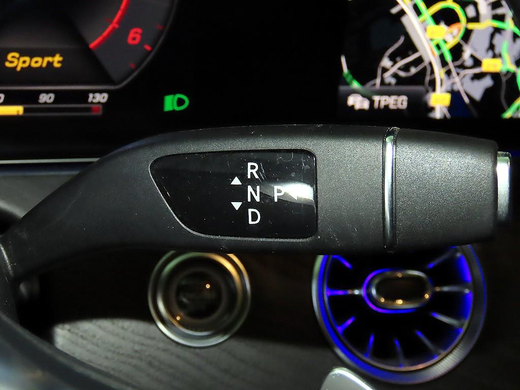 벤츠 E클래스(5세대) 쿠페 E220d - 이미지 18