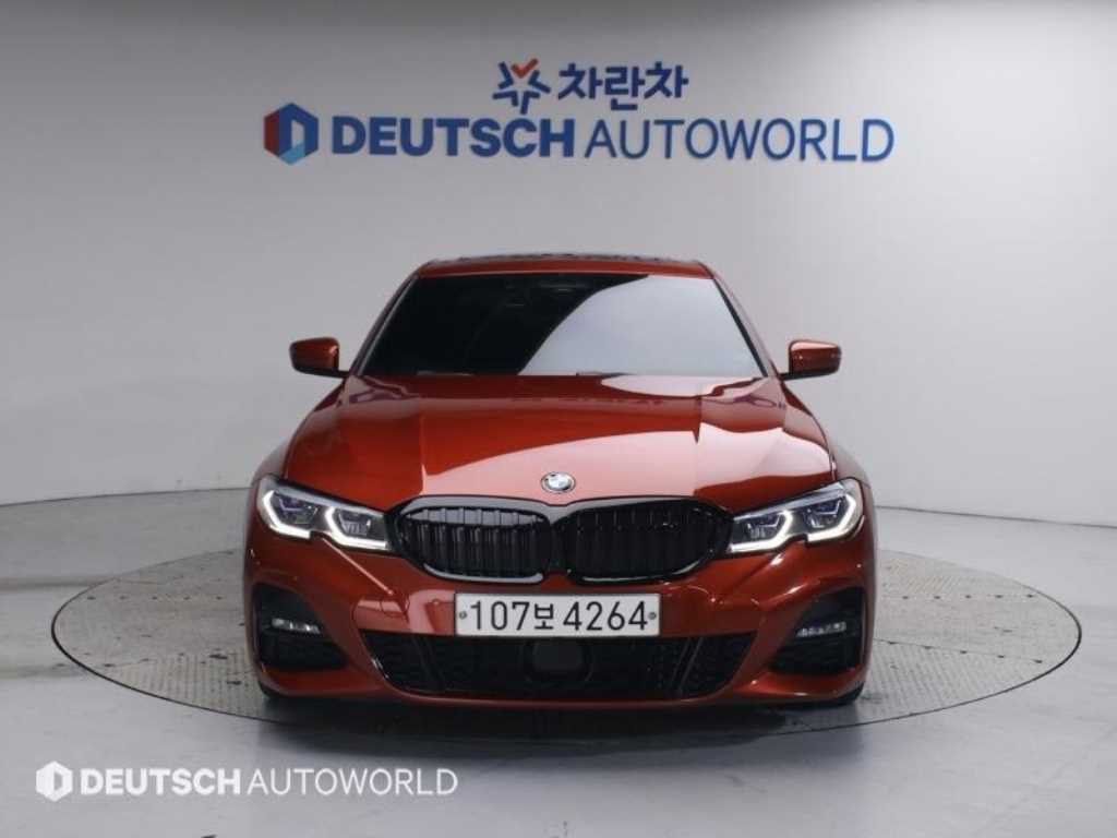 BMW 3시리즈(7세대) 320i M 스포츠팩 - 이미지 3
