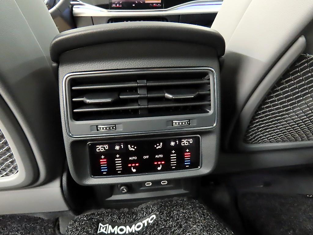 아우디 Q8 50 TDI 콰트로 프리미엄 - 이미지 13