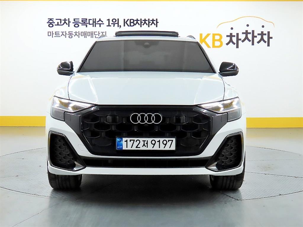 아우디 Q8 50 TDI 콰트로 프리미엄 - 이미지 9