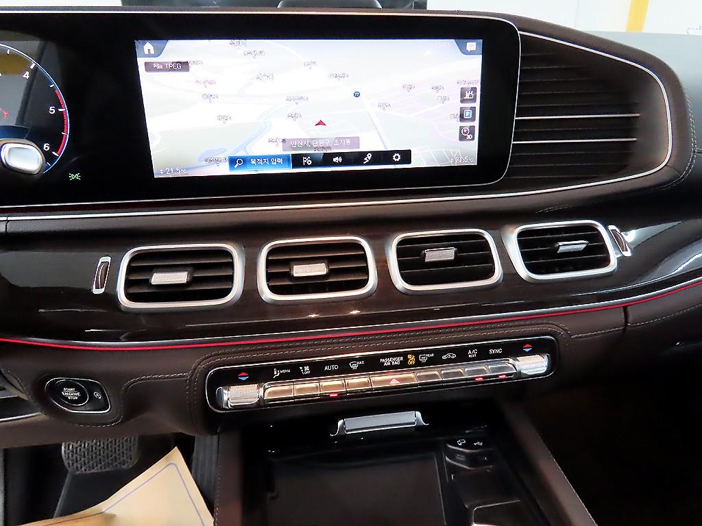 벤츠 GLE클래스(4세대) GLE 300d 4매틱 - 이미지 13