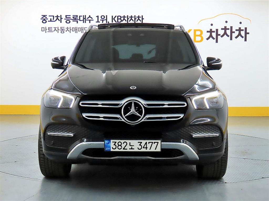 벤츠 GLE클래스(4세대) GLE 300d 4매틱 - 이미지 17