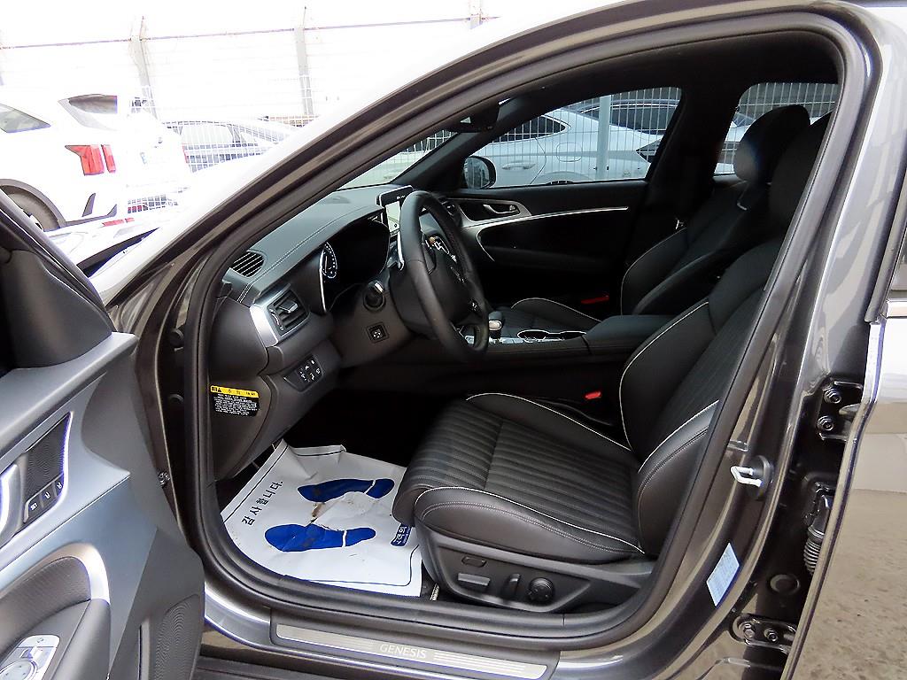 제네시스 G70 2.0T 스포츠 패키지 - 이미지 3