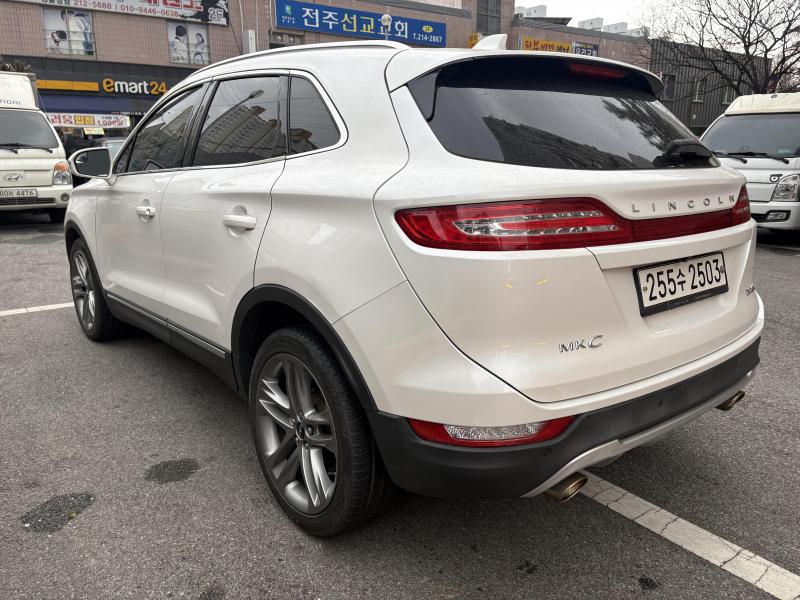 링컨 MKC 2.0L 에코부스트 리저브 - 이미지 6