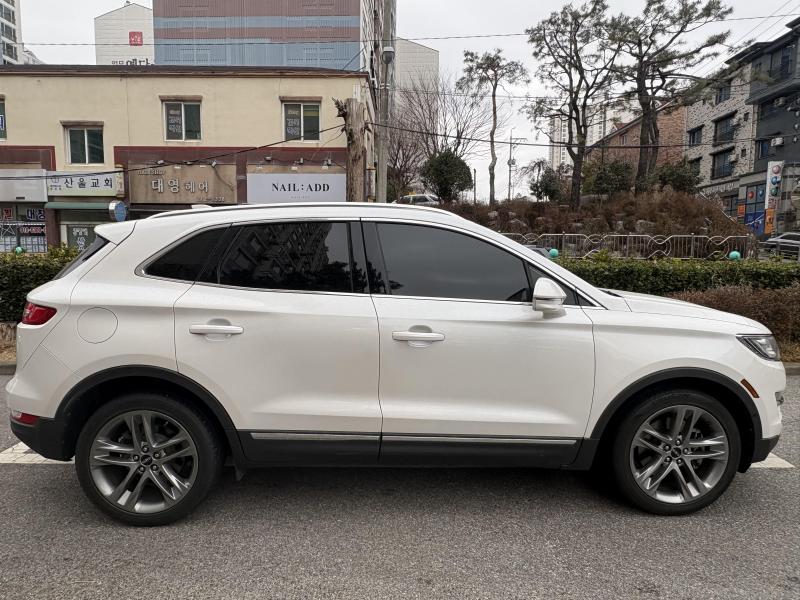 링컨 MKC 2.0L 에코부스트 리저브 - 이미지 11