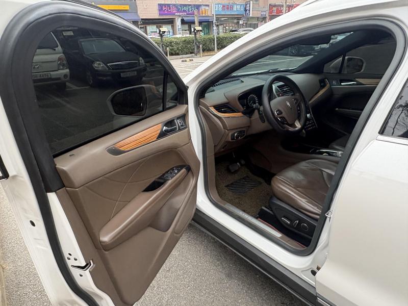 링컨 MKC 2.0L 에코부스트 리저브 - 이미지 7