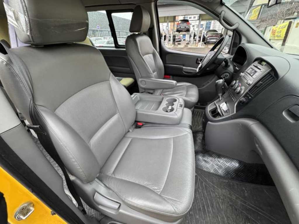 현대 그랜드스타렉스 어린이보호차 15인승 - 이미지 2