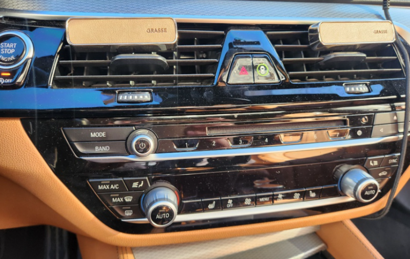 BMW 5시리즈(7세대) 530i M 스포츠팩 - 이미지 9