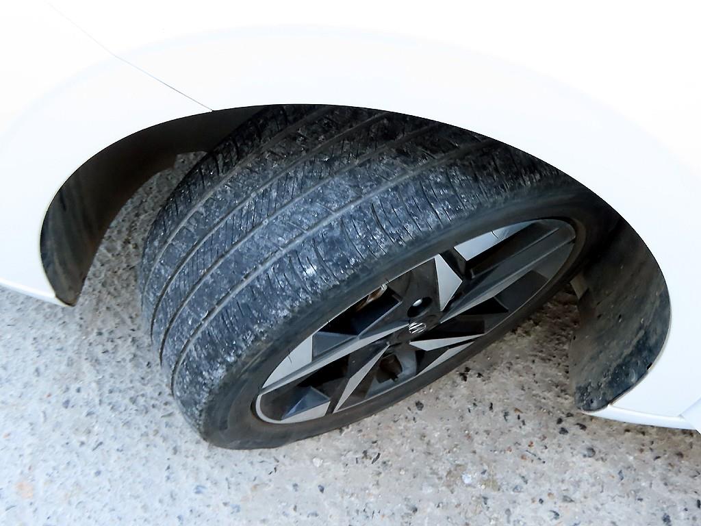 현대 아반떼(CN7) 1.6 가솔린 인스퍼레이션 - 이미지 12