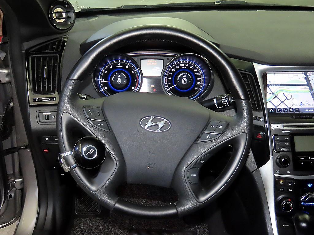 현대 YF쏘나타 Y20 탑 고급형 - 이미지 13