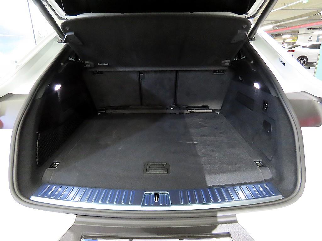 포르쉐 카이엔(3세대) 3.0 HEV 쿠페 - 이미지 12