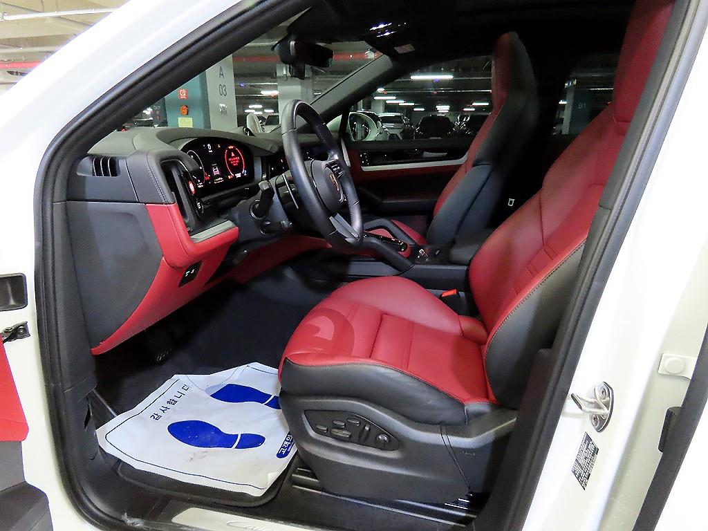 포르쉐 카이엔(3세대) 3.0 HEV 쿠페 - 이미지 17