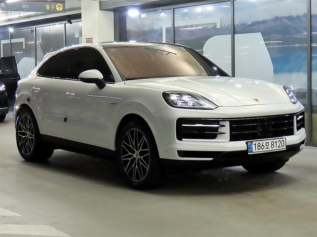 포르쉐 카이엔(3세대) 3.0 HEV 쿠페 - 이미지 19