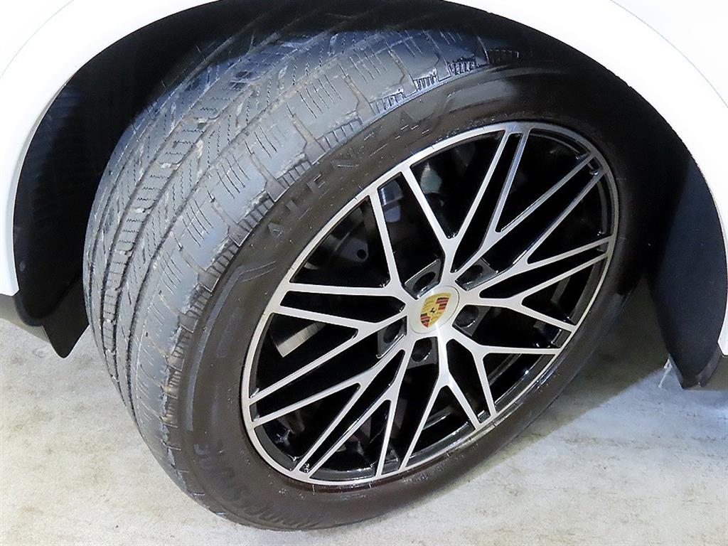 포르쉐 카이엔(3세대) 3.0 HEV 쿠페 - 이미지 15