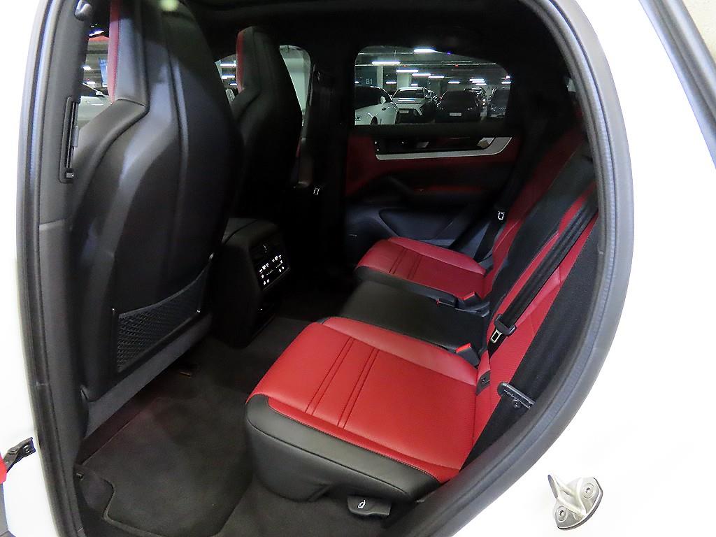 포르쉐 카이엔(3세대) 3.0 HEV 쿠페 - 이미지 4