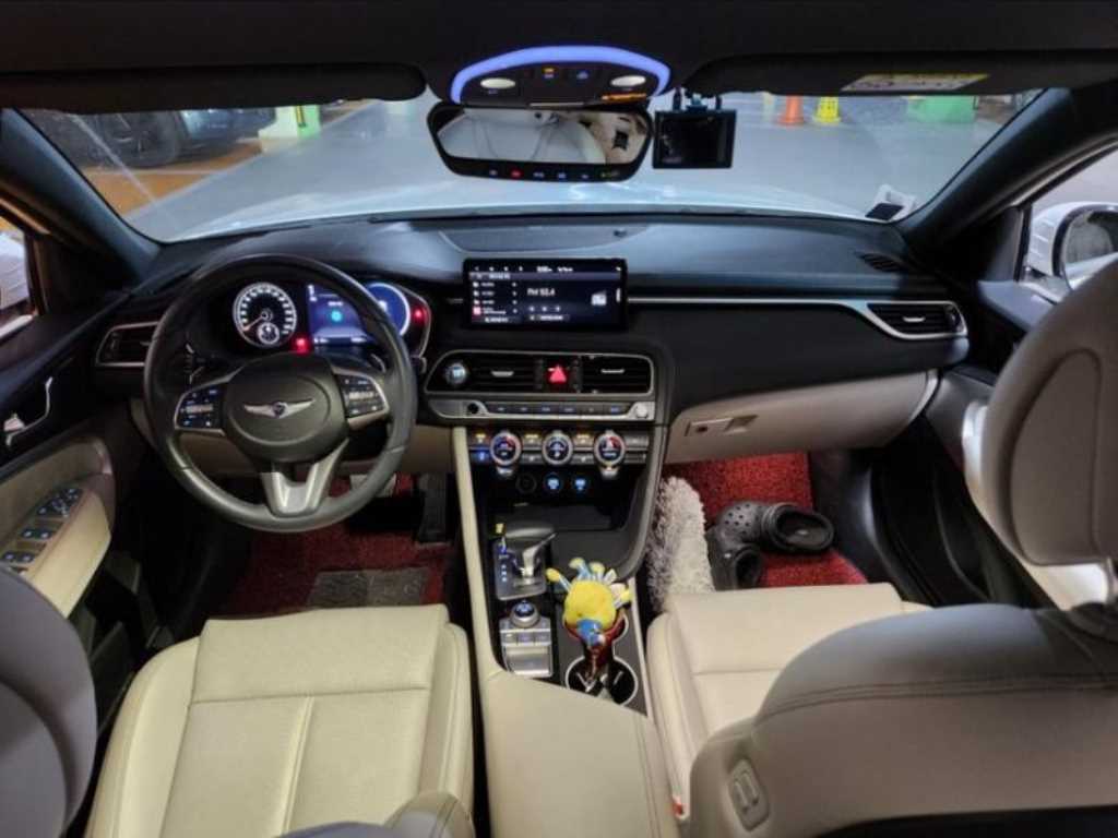 제네시스 더 뉴G70 가솔린 2.0T 2WD 기본형