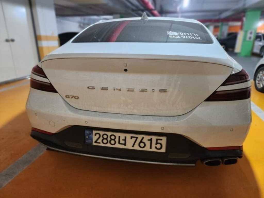 제네시스 더 뉴G70 가솔린 2.0T 2WD 기본형 - 이미지 9