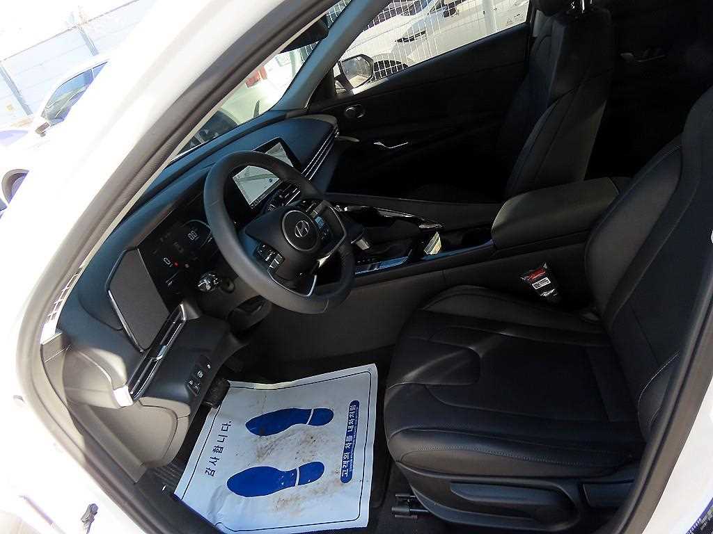 현대 더 뉴아반떼 하이브리드(CN7) 1.6 HEV 모던 - 이미지 16