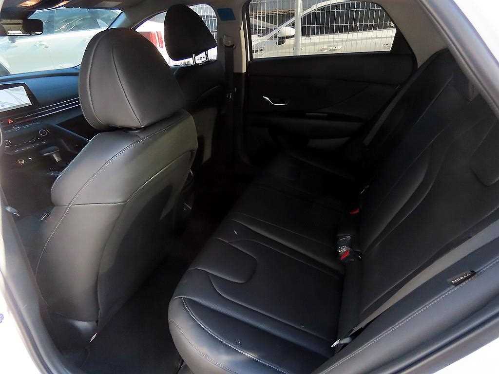 현대 더 뉴아반떼 하이브리드(CN7) 1.6 HEV 모던 - 이미지 13