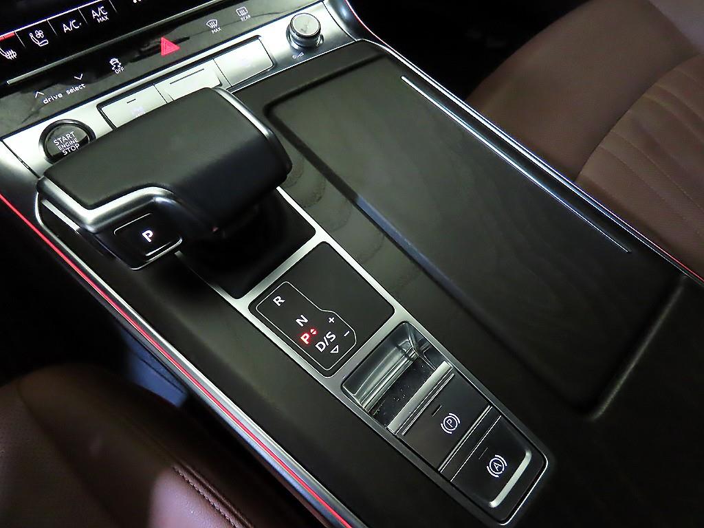 아우디 A6(5세대) 40 TDI 프리미엄 - 이미지 5