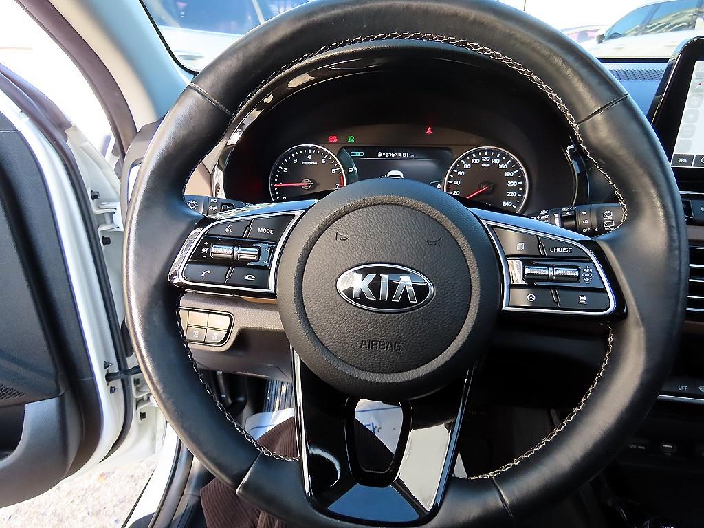 기아 셀토스 1.6 가솔린 2WD 시그니처 - 이미지 16