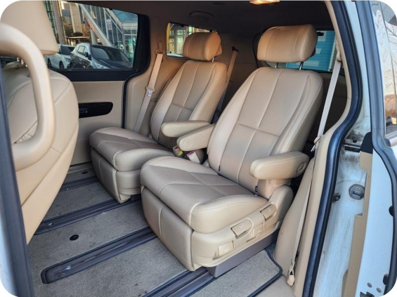 기아 더 뉴카니발 리무진 7인승 가솔린 프레지던트 - 이미지 7