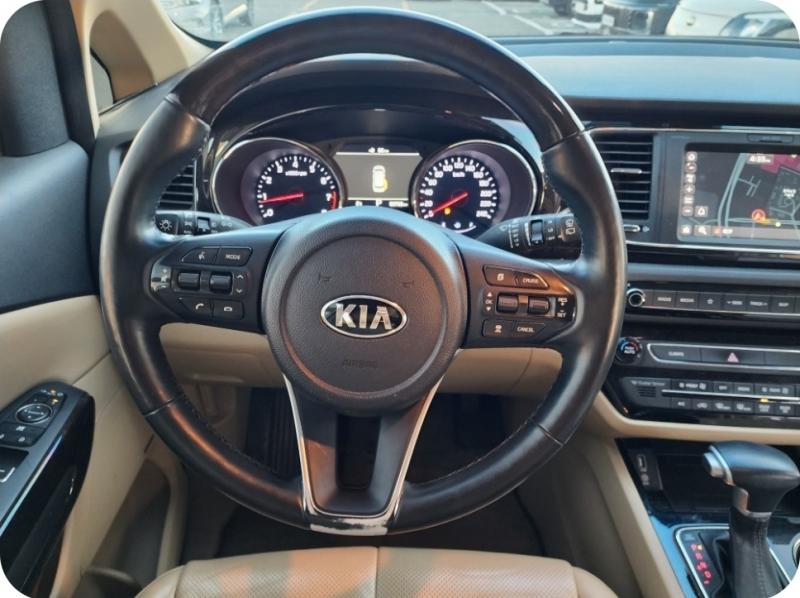 기아 더 뉴카니발 리무진 7인승 가솔린 프레지던트 - 이미지 16