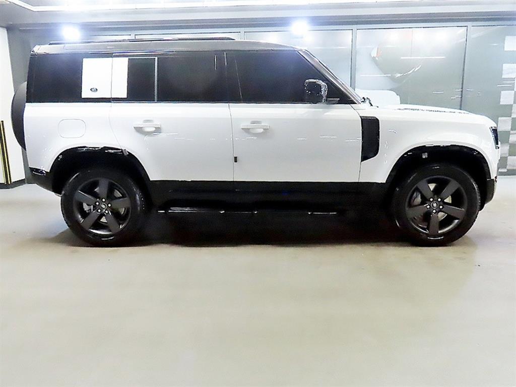 랜드로버 올 뉴 디펜더 110 D300 X다이나믹 HSE - 이미지 19