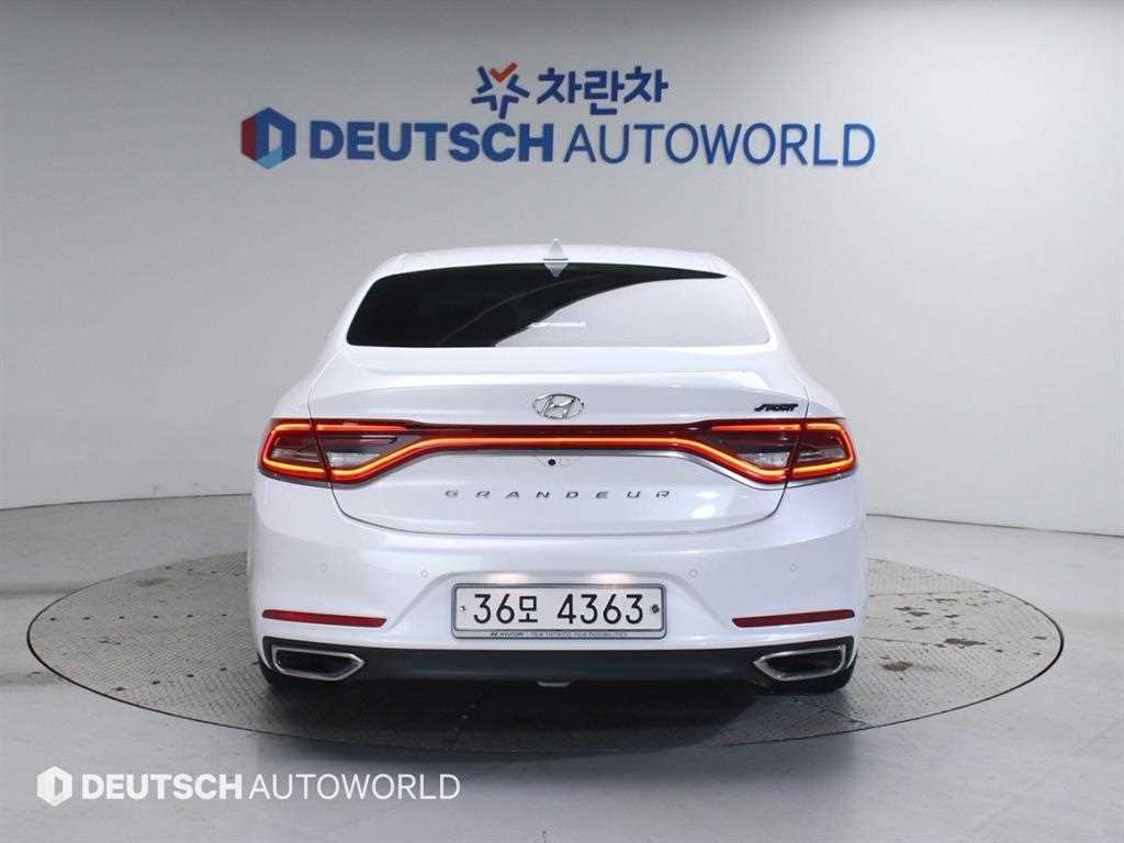 현대 그랜저IG 하이브리드 2.4 HEV 익스클루시브 스페셜 - 이미지 4