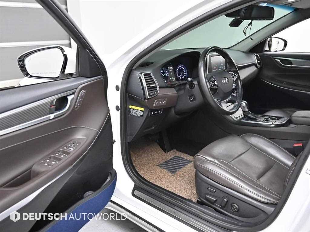 현대 그랜저IG 하이브리드 2.4 HEV 익스클루시브 스페셜 - 이미지 20