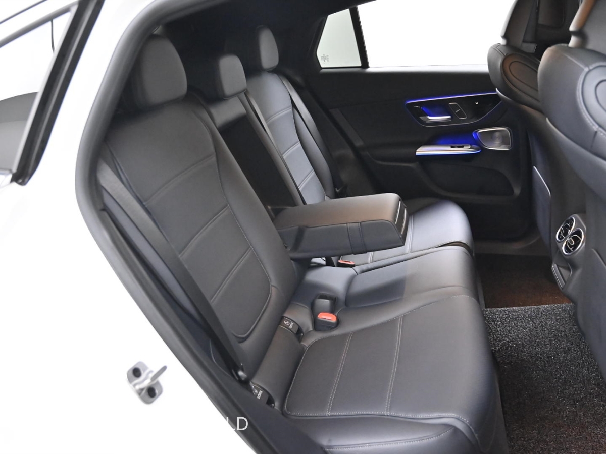 벤츠 GLC클래스(2세대) GLC 300 4매틱 쿠페 아방가르드 - 이미지 15