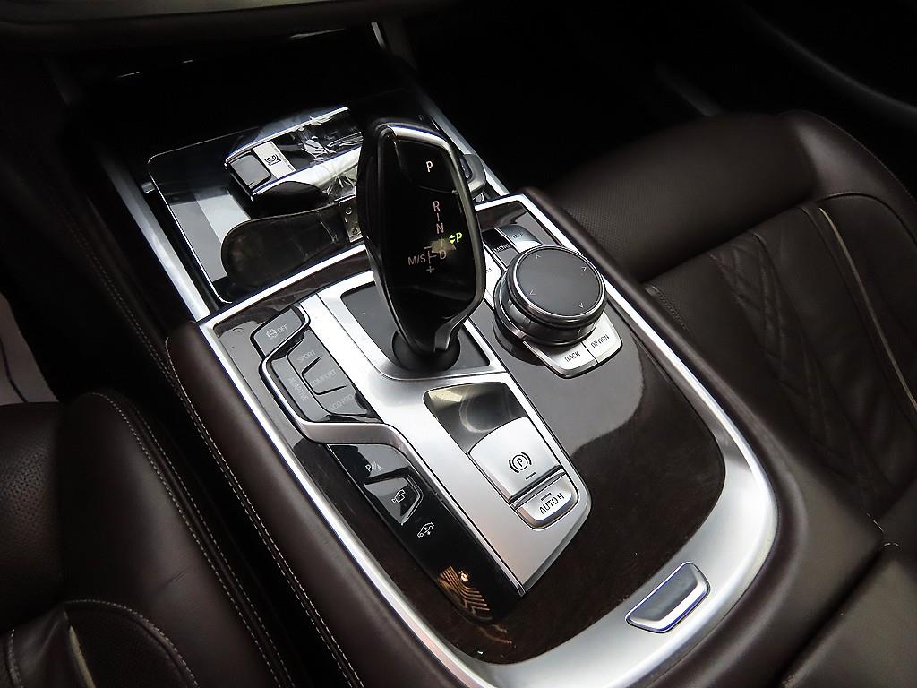 BMW 7시리즈(6세대) 740Li xDrive - 이미지 2