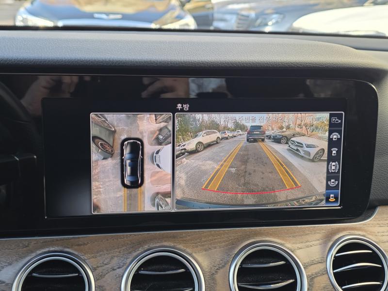 벤츠 E클래스(5세대) E300 4매틱 익스클루시브 스탠다드 - 이미지 18