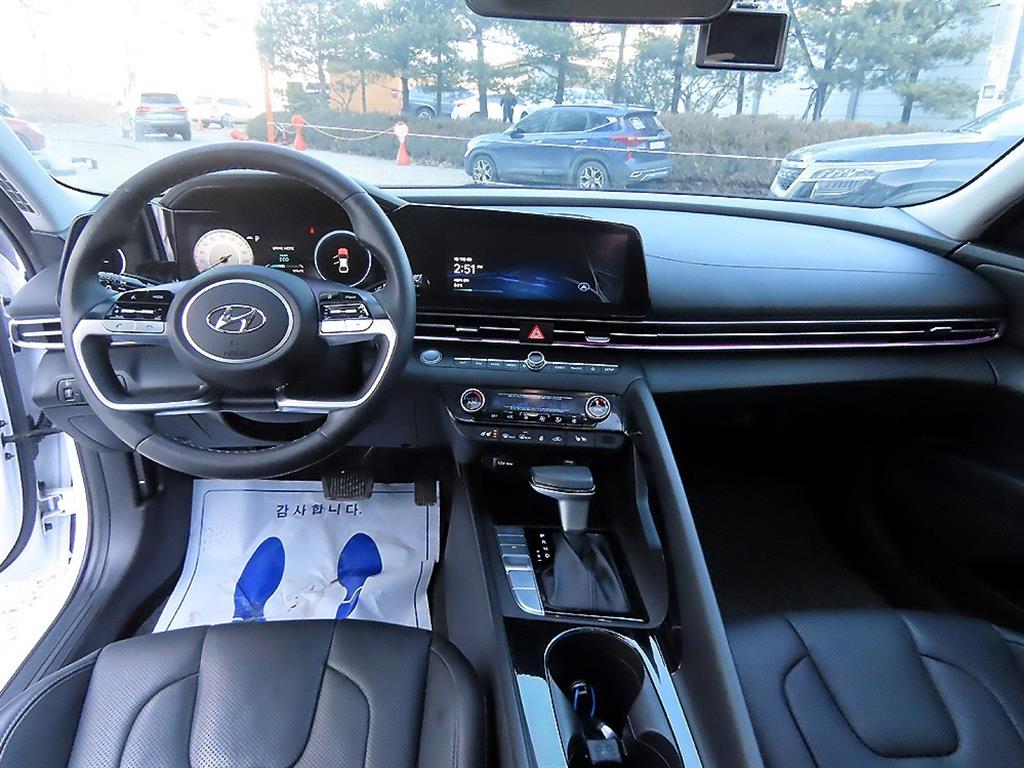 현대 아반떼(CN7) 1.6 가솔린 인스퍼레이션 - 이미지 13