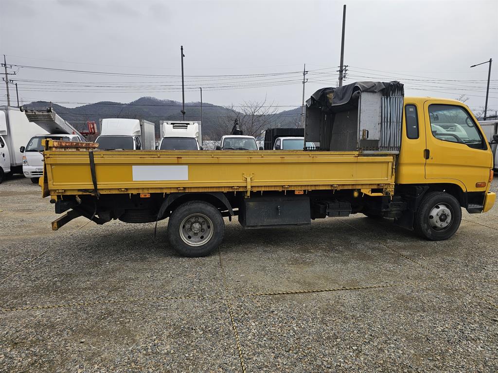 현대 e-마이티 3.5톤 슈퍼캡 장축고상 - 이미지 3