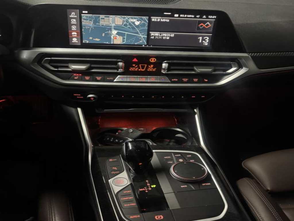 BMW 3시리즈(7세대) 320i 럭셔리 이노베이션팩 - 이미지 9