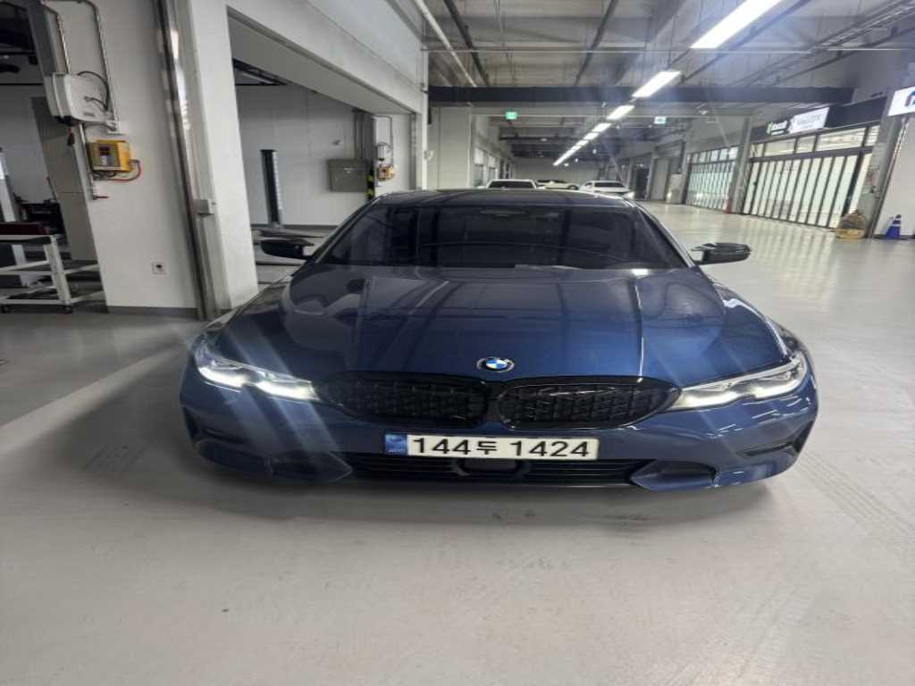 BMW 3시리즈(7세대) 320i 럭셔리 이노베이션팩 - 이미지 8