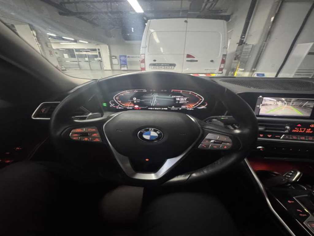 BMW 3시리즈(7세대) 320i 럭셔리 이노베이션팩